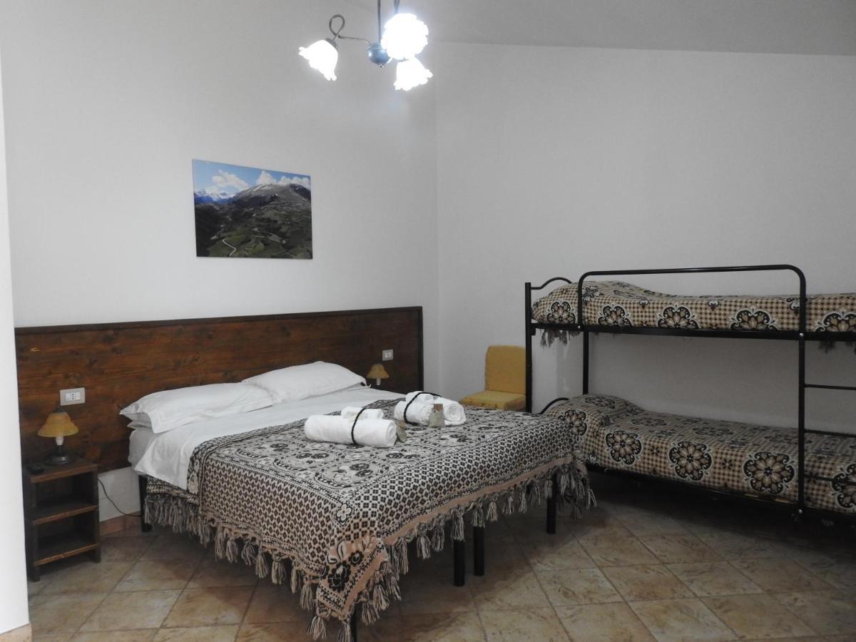 Villa La Fattoria Dei Sibillini à Montemonaco Extérieur photo